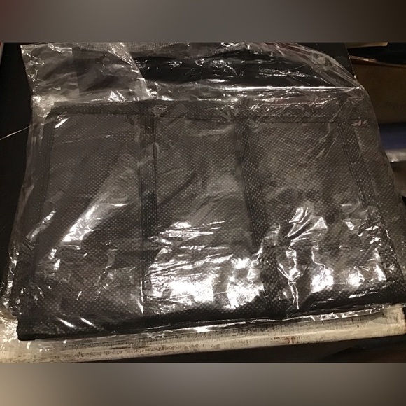 🆕👛AUCTION PRICE👩🏻‍⚖️ Storage Travel Makeup Bag - All Grey - Picture 3 of 4